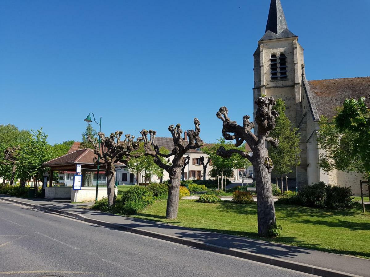 Charmant F2 De Vemars- Parc Asterix - Mer De Sable - Villepinte - Aeroport Cdg Exterior photo